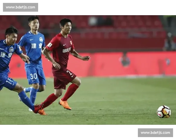 核心球员意外受伤引发联盟震动球队前景与复出时间成焦点关注走向 核心球员意外受伤引发联盟震动球队前景与复出时间成焦点关注走向