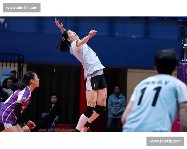 中国女排新周期集训开启年轻球员挑大梁冲击世界冠军梦想全力以赴 中国女排新周期集训开启年轻球员挑大梁冲击世界冠军梦想全力以赴