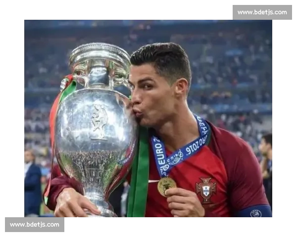 揭秘大力神杯真身背后的传奇历史与荣耀象征世界足球巅峰梦想故事探索