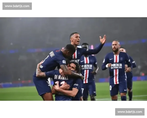 欧冠八强激战正酣豪门对决谁主沉浮巅峰较量引爆欧洲足坛风云 - 副本 - 副本