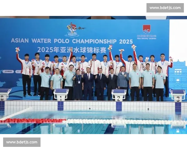 水球锦标赛激烈角逐 众队奋勇拼搏争夺荣誉巅峰 - 副本 - 副本