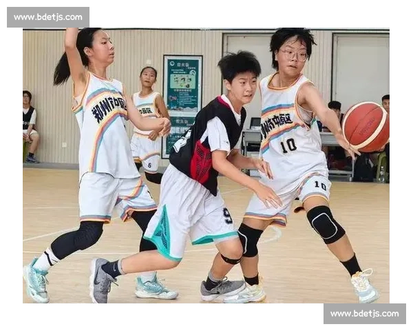 激烈对决巅峰之战女子篮球赛燃情开赛队员们奋勇拼搏争夺荣誉桂冠 - 副本 - 副本 激烈对决巅峰之战女子篮球赛燃情开赛队员们奋勇拼搏争夺荣誉桂冠 - 副本 - 副本