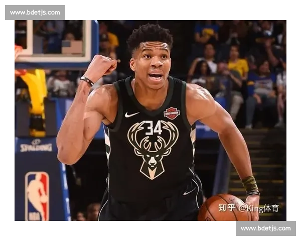 联盟焦点对决引爆赛场球星爆发带队完成关键逆转胜利时刻 - 副本